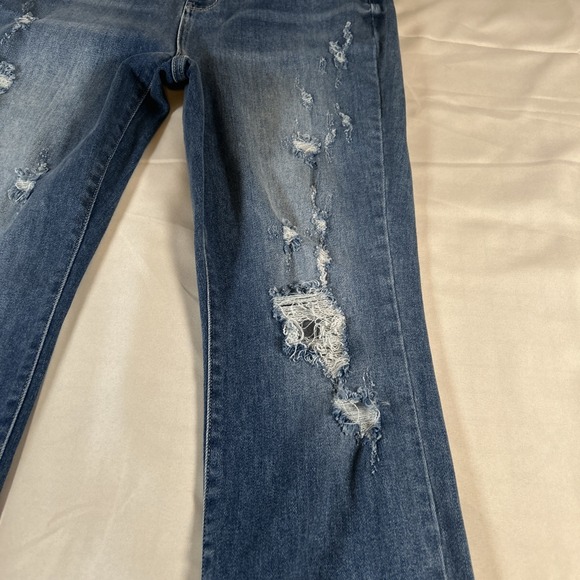 NEW Judy Blue Jeans WM Size 13, Stretch,High Waist,Straight Fit,Distressed Denim - Picture 3 of 11